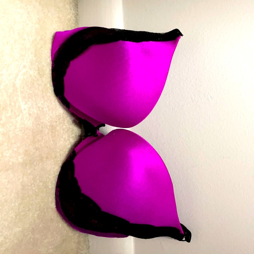 Victoria secret bra 34DD